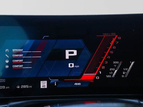 Used 2025 BMW M4 xDrive Competition AWD/4WD image 32
