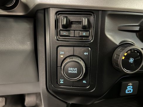 New 2026 Ford F250 XL w/ XL Chrome Package image 13