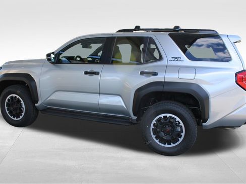 New 2026 Toyota 4Runner 4WD image 11