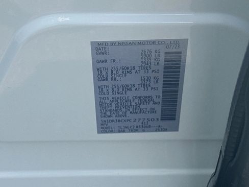 Used 2023 Nissan Pathfinder SV AWD/4WD image 33