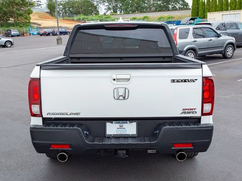 Certified 2022 Honda Ridgeline Sport image 12