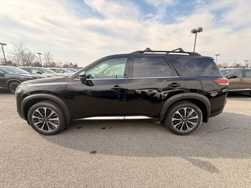 New 2026 Nissan Pathfinder Platinum w/ Cargo Package image 8