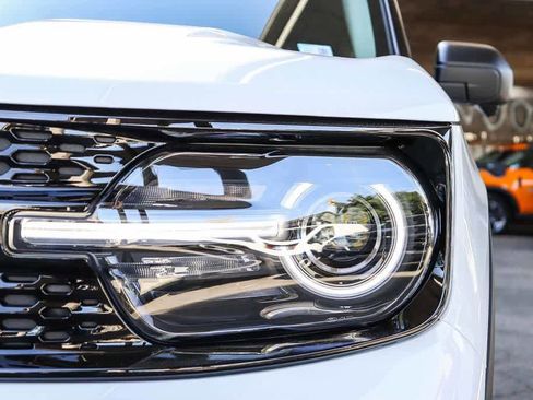 New 2026 Ford Bronco Sport Outer Banks w/ Outer Banks Tech Package+ AWD/4WD image 7