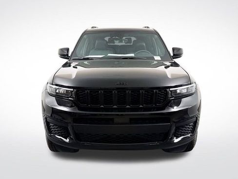 New 2025 Jeep Grand Cherokee L Altitude image 2