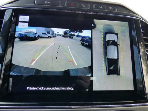 Used 2022 Ford F350 Platinum w/ Tremor Off-Road Package image 26