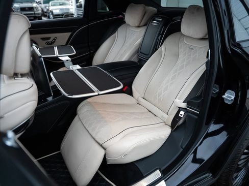 Used 2016 Mercedes-Benz Maybach S 600 image 34