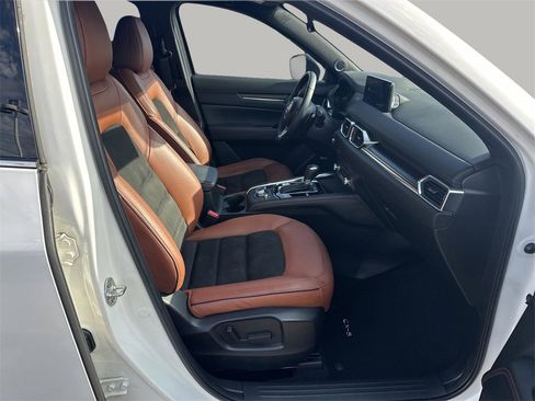 Used 2025 MAZDA CX-5 Carbon Edition image 14