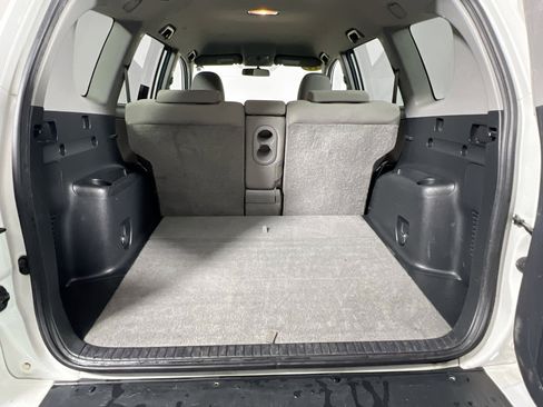 Used 2011 Toyota RAV4 4WD image 32