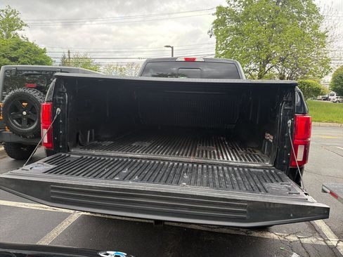 Used 2018 Ford F150 Lariat AWD/4WD image 8