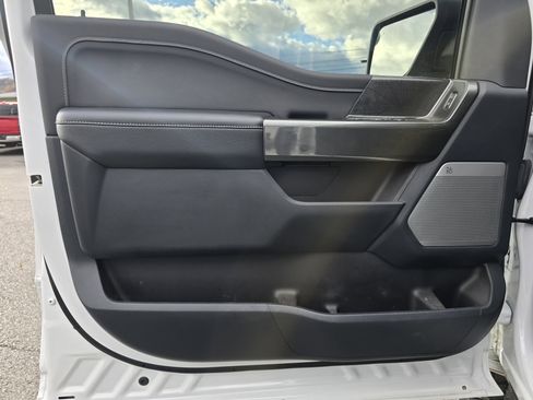 Used 2022 Ford F150 XLT w/ Equipment Group 302A High image 16