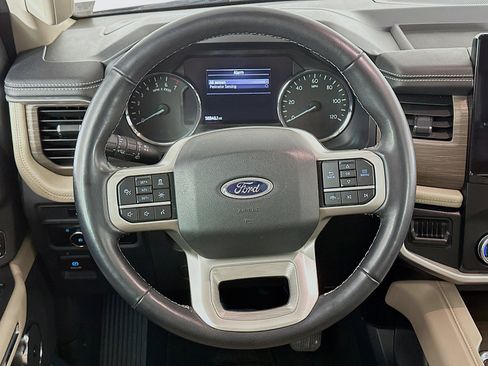 Used 2024 Ford Expedition Max Limited image 18