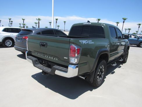 Used 2021 Toyota Tacoma TRD Off-Road RWD image 3