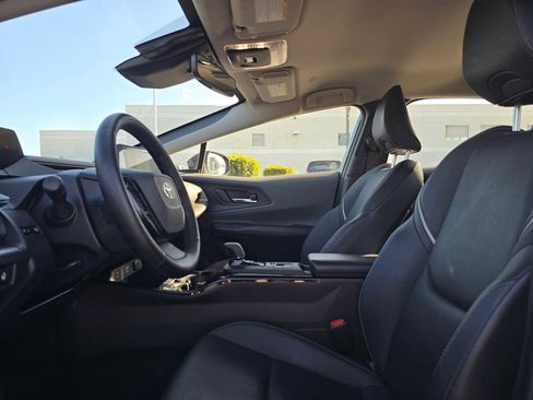 Used 2023 Toyota Prius XLE image 21
