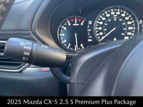 New 2025 MAZDA CX-5 AWD 2.5 S w/ Premium Plus Pkg image 11