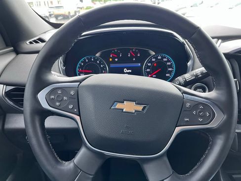 Used 2023 Chevrolet Traverse LT AWD/4WD image 14