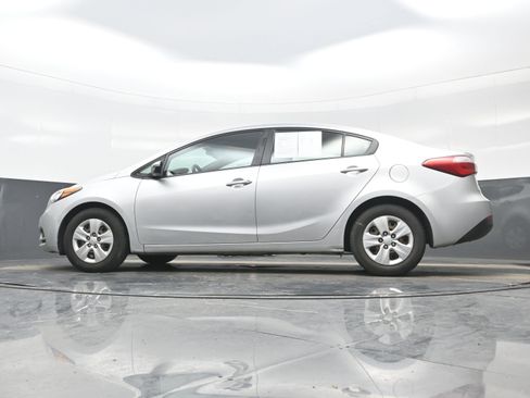 Used 2014 Kia Forte LX image 22