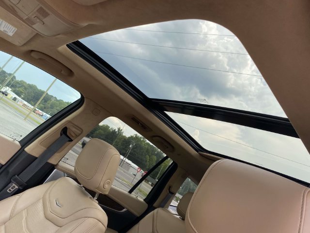 Used 2024 Cadillac XT6 Premium Luxury w/ Platinum Package FWD image 14