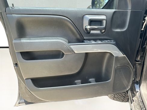 Used 2017 Chevrolet Silverado 1500 LT w/ All Star Edition AWD/4WD image 7