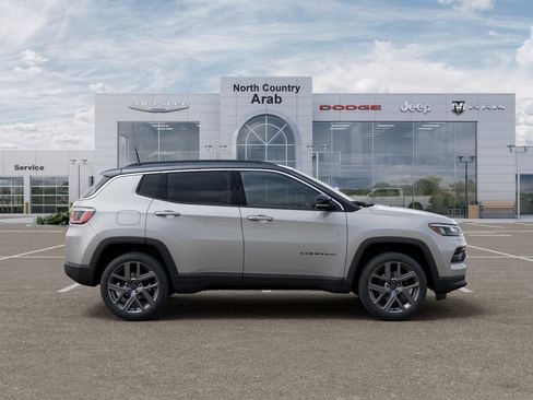 New 2026 Jeep Compass Limited w/ Sun, Sound & Navigation Group AWD/4WD image 21