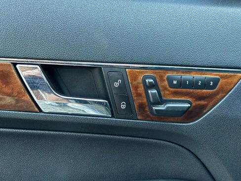 Used 2012 Mercedes-Benz E 350 E 350 Coupe 2D image 25