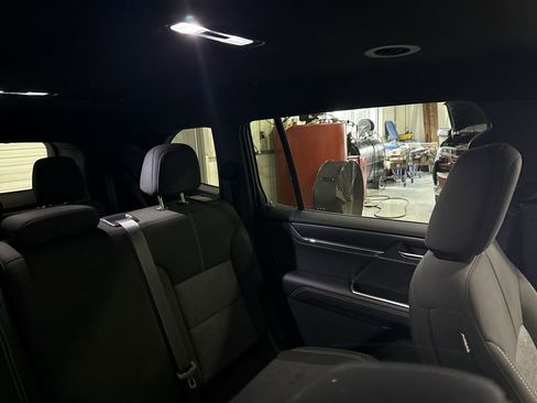 Certified 2025 GMC Acadia Elevation image 14