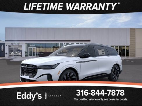 New 2026 Lincoln Nautilus Reserve w/ Jet Appearance Package AWD/4WD image 1
