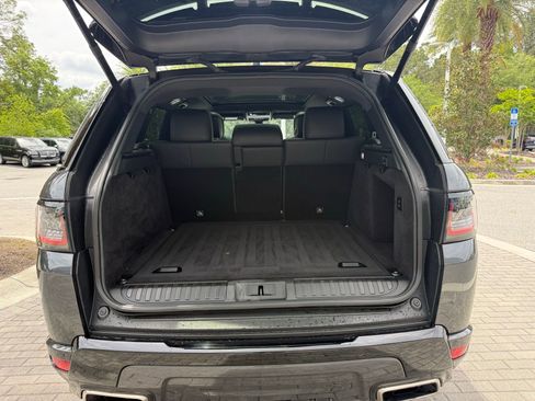 Used 2021 Land Rover Range Rover Sport HST image 23