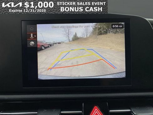 New 2025 Kia Niro LX image 8