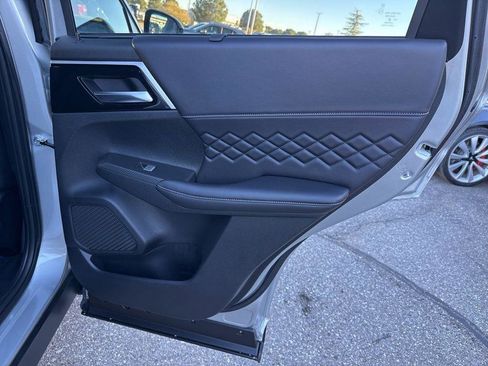 New 2025 Mitsubishi Outlander SEL Black Edition AWD/4WD image 30