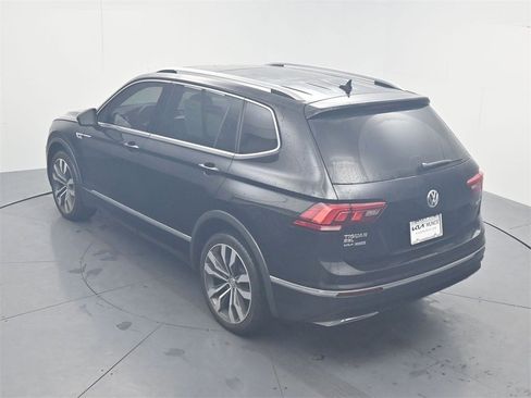 Used 2021 Volkswagen Tiguan SEL Premium R-Line image 49