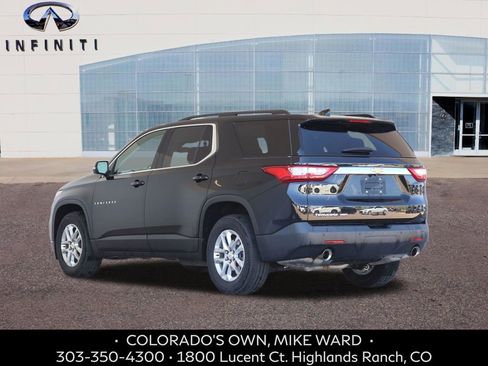 Used 2021 Chevrolet Traverse LT AWD/4WD image 3