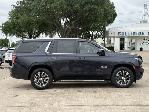 Used 2022 Chevrolet Tahoe LT w/ Luxury Package RWD image 3
