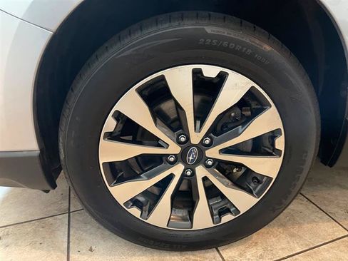 Used 2015 Subaru Outback 2.5i Limited AWD/4WD image 35
