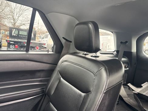 Used 2023 Ford Explorer XLT w/ Equipment Group 202A image 22