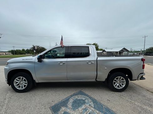 Used 2019 Chevrolet Silverado 1500 LTZ w/ LTZ Plus Package AWD/4WD image 4
