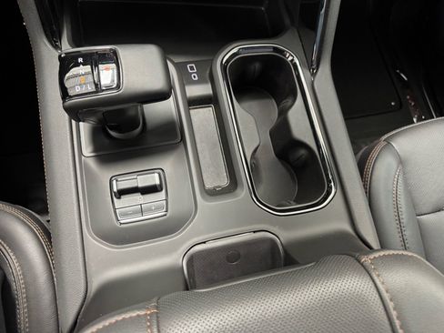 Used 2026 GMC Sierra 1500 AT4 w/ Technology Package AWD/4WD image 20