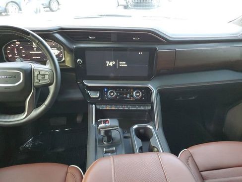 Used 2026 GMC Sierra 1500 Denali Ultimate AWD/4WD image 14