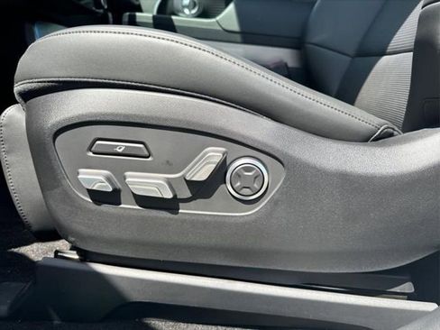 New 2026 Hyundai Ioniq 9 Limited image 11