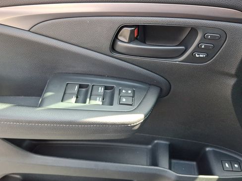 Certified 2023 Honda Passport EX-L image 14