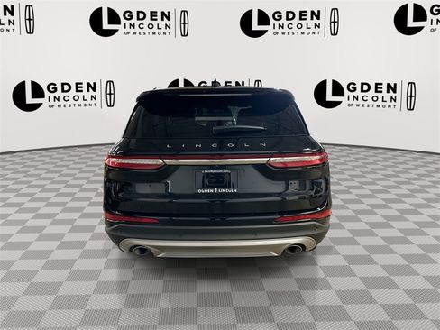 Certified 2023 Lincoln Corsair Reserve w/ Equipment Group 201A image 7