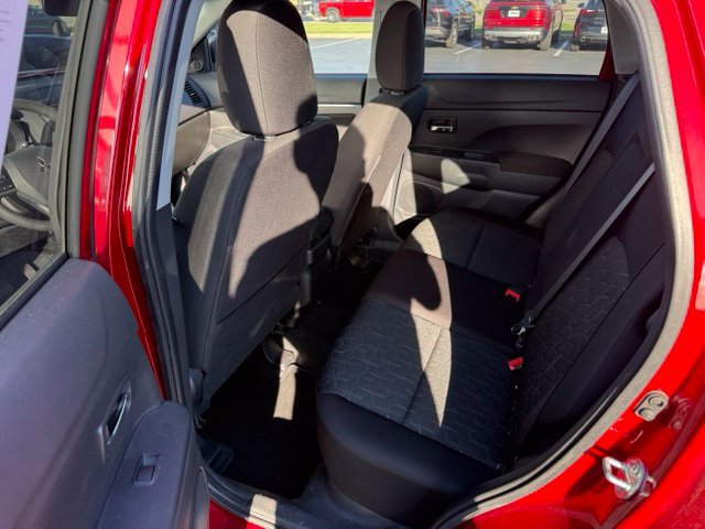 Used 2024 Mitsubishi Outlander Sport ES AWD/4WD image 8