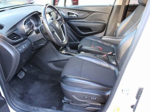 Used 2019 Buick Encore Sport Touring image 16