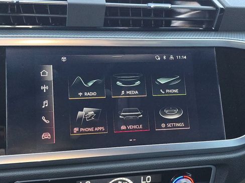 Certified 2022 Audi Q3 2.0T Premium Plus w/ Premium Plus Package AWD/4WD image 27