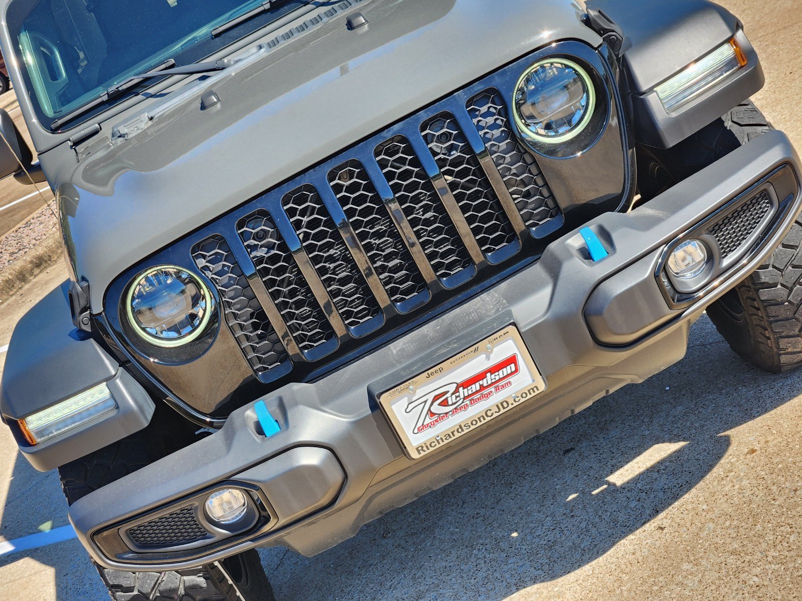 Used 2023 Jeep Wrangler Unlimited AWD/4WD image 14