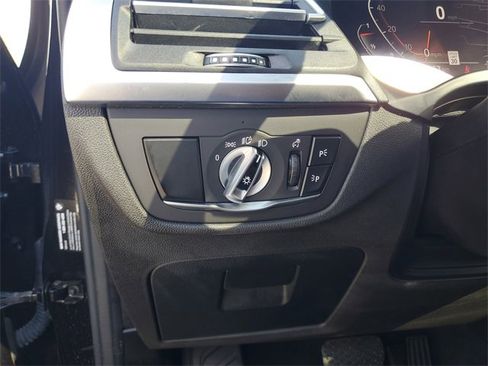 Used 2024 BMW X3 sDrive30i image 17