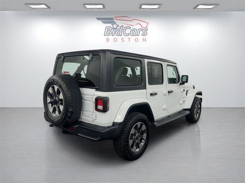 Used 2018 Jeep Wrangler Unlimited Sahara w/ Dual Top Group image 4