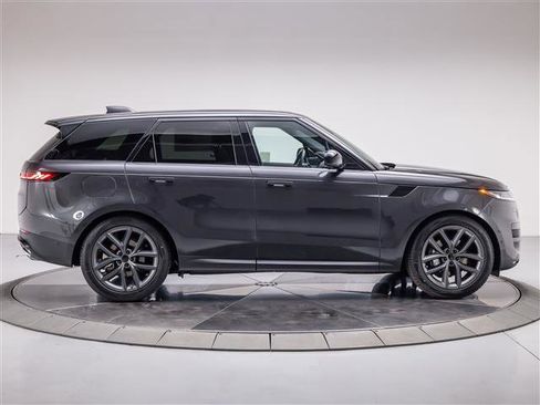 New 2026 Land Rover Range Rover Sport SE image 6