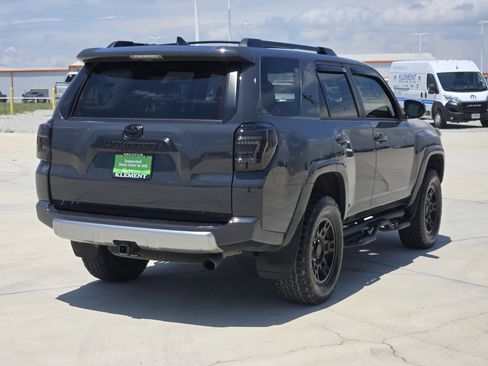 Used 2024 Toyota 4Runner TRD Off-Road AWD/4WD image 8