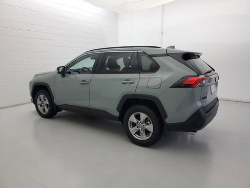 Used 2023 Toyota RAV4 XLE w/ Convenience Package image 7