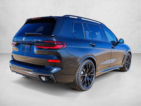 Used 2027 BMW X7 xDrive40i w/ Executive Package AWD/4WD image 5